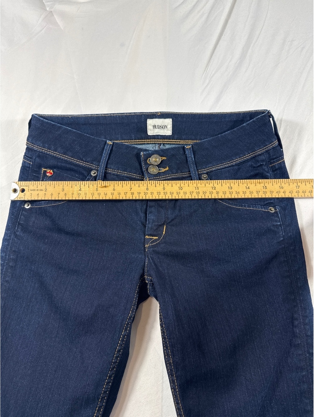 Women’s Low Rise Hudson Jeans Size 28 - Picture 2 of 9